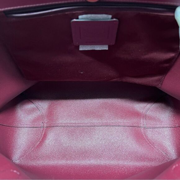 🍀🌷NWT! | Coach City Tote Handbag Signature Canvas Msrp:$398.00 - Picture 8 of 12